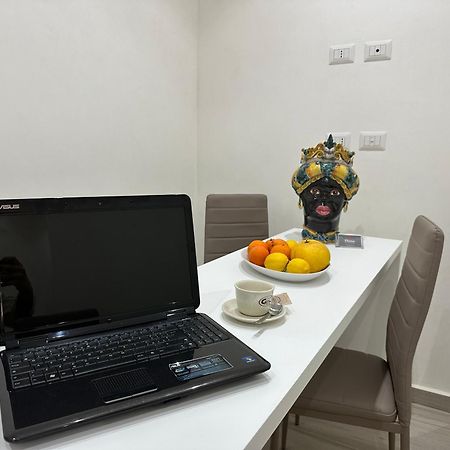 B&B Diana 피아차암머리나 외부 사진